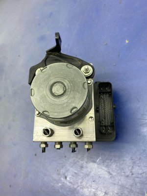  Tesla Model 3 ABS Control Module and Pump Assembly (Used OEM)