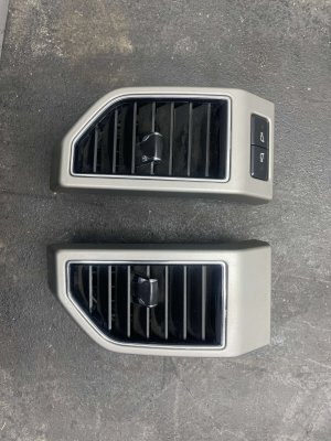 2015-2022 Ford F-150 Outer AC Heater Air Vent Set - Front (Used OEM)