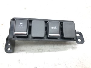 2014-2020 INFINITI QX60 Traction Control and Power Liftgate Switch Panel (Used OEM)