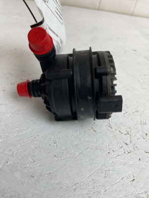 2022-2025 BMW iX Auxiliary Coolant Water Pump (Used OEM)