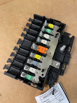 2022-2023 Mercedes-Benz SL320 Center Battery Fuse Relay Junction Box - Front (Used OEM)