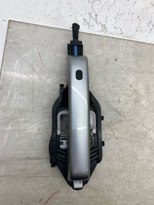 2022-2024 Ford F-150 Lightning Silver Exterior Door Handle with Keyless Entry - Front, Right (Passenger) (Used OEM)