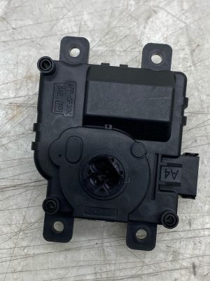 2025 Subaru Forester HVAC Heater Flap Servo Actuator Motor - Front (Used OEM)
