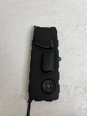 2022-2026 BMW 435i xDrive Seat Switch - Front (Used OEM)
