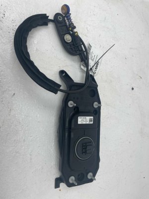 2019-2024 Audi Q3 Automatic Transmission Floor Shift Assembly (Used OEM)