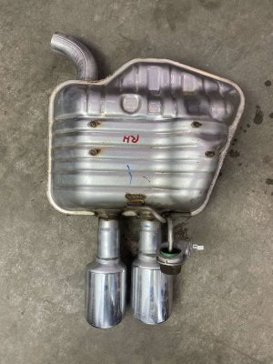 2020-2025 Lincoln Aviator Exhaust Muffler and Pipe Assembly - Rear (Used OEM)