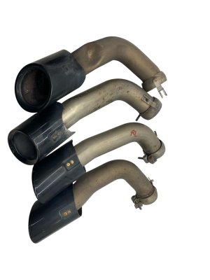 2015-2018 Porsche Cayenne Black Exhaust Muffler Tips - Rear (Used OEM)