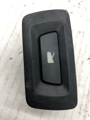 2022-2025 Lucid Air Trunk Open/Close Switch (Used OEM)