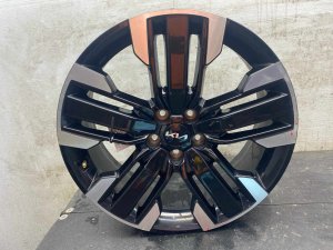2023-2025 Kia Telluride Black 20x7.5 5 Triple-Spoke Machined Black Alloy Wheel (Used OEM)