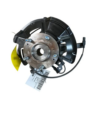 2025-2026 Kia K4 Steering Knuckle and Wheel Hub Assembly - Front, Right (Passenger) (Used OEM)