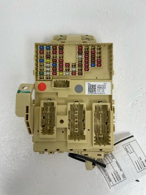 2025-2026 Kia K4 Interior Cabin Fuse Block Junction Box Control Module (Used OEM)