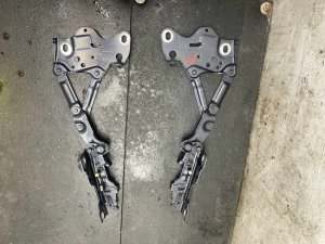 2019-2025 BMW X7 Active Hood System Hood Hinge - Front, Left (Driver) (Used OEM)