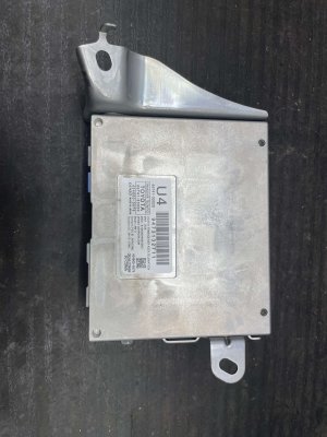2010-2018 Toyota Prius Telematics Communication Control Module (Used OEM)