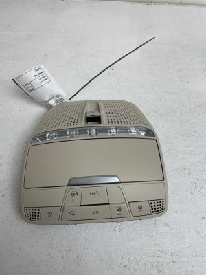 2019-2021 Mercedes-Benz CLS550 Roof Console Dome and Map Light Assembly - Front (Used OEM)