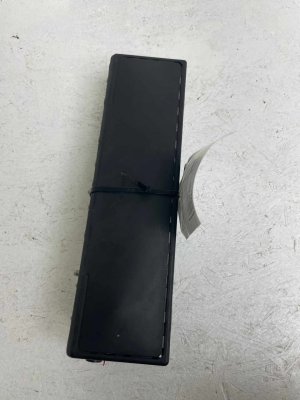 2024-2026 Ford Mustang Knee Air Bag - Front (Used OEM)