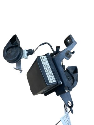 2015-2016 Mercedes-Benz C280 Distronic Radar Distance Sensor - Front (Used OEM)