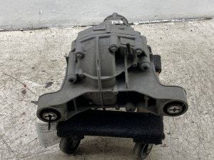 2016-2018 Porsche Cayenne Differential Carrier Assembly - Rear (Used OEM)