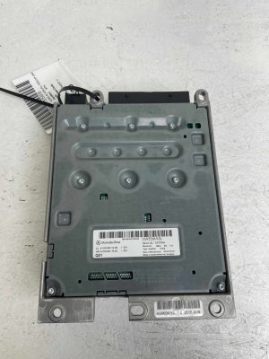 2016-2017 Mercedes-Benz E350 Gray Harman Kardon Logic7 Audio Amplifier (Used OEM)
