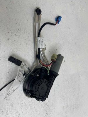 2017-2023 Mercedes-Benz E500 Power Trunk Deck Lid Lift Motor Actuator - Rear (Used OEM)