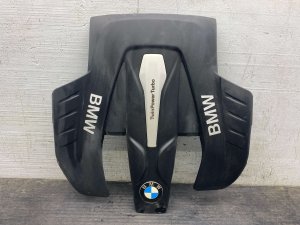 2016-2019 BMW 750i Twin Power Turbo Center Engine Appearance Cover (Used OEM)