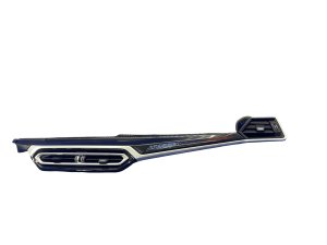 2021-2026 BMW M4 Black Center Dash Air Vent with Trim - Front (Used OEM)