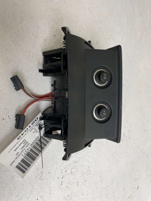 2019-2024 Audi S6 Console Outlet Charging Port Hub - Rear (Used OEM)