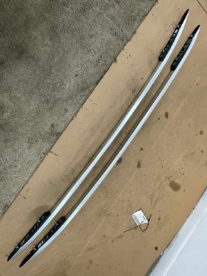 2025-2026 Volkswagen Tiguan Silver Roof Rail Luggage Rack Carrier Set (Used OEM)