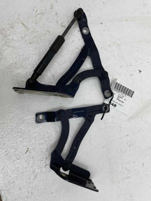 2013-2016 Porsche Boxster Deck Lid Hinge Set - Rear, Right (Passenger) (Used OEM)
