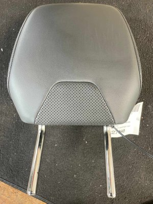 2024-2025 BMW 530i Black Seat Headrest with Memory - Front, Left (Driver) (Used OEM)