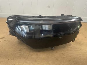 2025-2026 Volkswagen Tiguan LED Headlight Assembly - Front, Right (Passenger) (Used OEM)