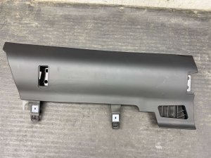  Tesla Model 3 Lower Knee Air Bag - Front (Used OEM)