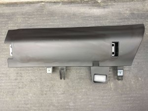  Tesla Model 3 Lower Knee Air Bag - Front (Used OEM)