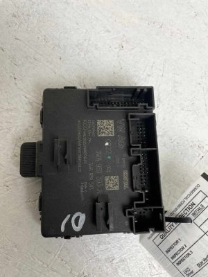 2025-2026 Volkswagen Tiguan Door Control Module - Front (Used OEM)