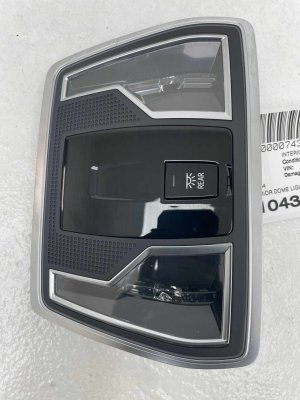 2019-2025 Audi A8 Interior Dome and Map Light - Rear (Used OEM)
