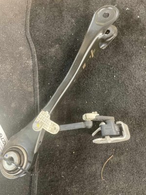 2024-2026 BMW M5 Upper Suspension Control Arm - Rear, Left (Driver) (Used OEM)