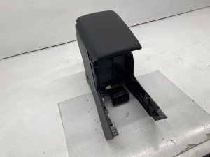 2025 Subaru Forester Black Center Console Storage Armrest Lid with Air Vents and Charging Port - Right (Passenger) (Used OEM)