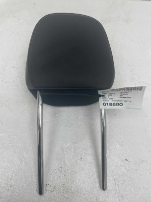 2025-2026 Volkswagen Tiguan Black Seat Headrest - Front, Right (Passenger) (Used OEM)