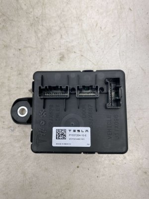  Tesla Model 3 Charging Port Control Module (Used OEM)