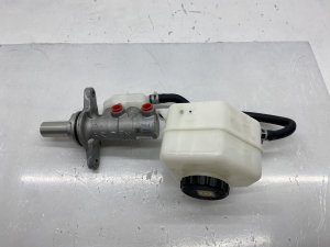 2024-2025 Toyota Grand Highlander Brake Master Cylinder (Used OEM)