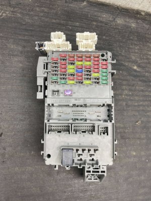 2022-2024 Acura MDX Interior Cabin Fuse Junction Box (Used OEM)