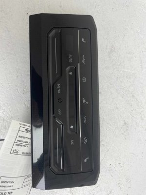 2025 Volkswagen Taos Dual-Zone Automatic Temperature Control Panel - Front (Used OEM)