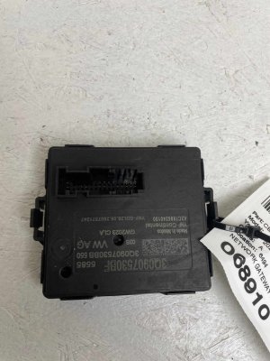 2025 Volkswagen Taos Network Gateway Interface Control Module (Used OEM)