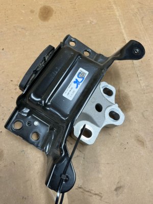 2019-2021 Volkswagen Golf Transmission Mount Support Bracket (Used OEM)
