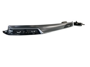 2020-2023 BMW 528i Dashboard Heater and AC Air Vent Panel Set - Front (Used OEM)