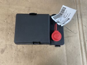 2024-2026 Buick Envision Engine Fuse Box Power Relay Assembly - Front (Used OEM)