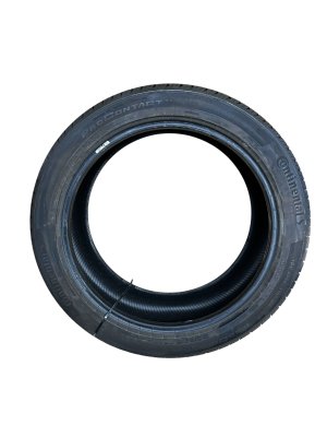 2004-2024 Chrysler 300 Continental ProContact 245/45R20 Tire (Used OEM)