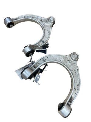 2018-2022 BMW 740i Upper Suspension Control Arm Set - Front, Right (Passenger) (Used OEM)