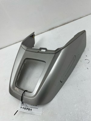 2007-2010 Saturn Sky Center Console Upper Shifter Bezel Trim (Used OEM)