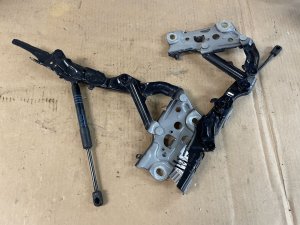 2020-2026 BMW M8 Active Hood Hinge Set - Right (Passenger) (Used OEM)