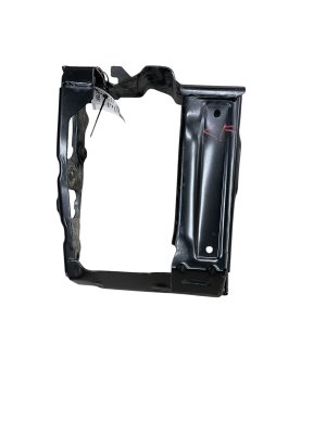 2021-2023 BMW 530i Bumper Support Mount Bracket - Front (Used OEM)